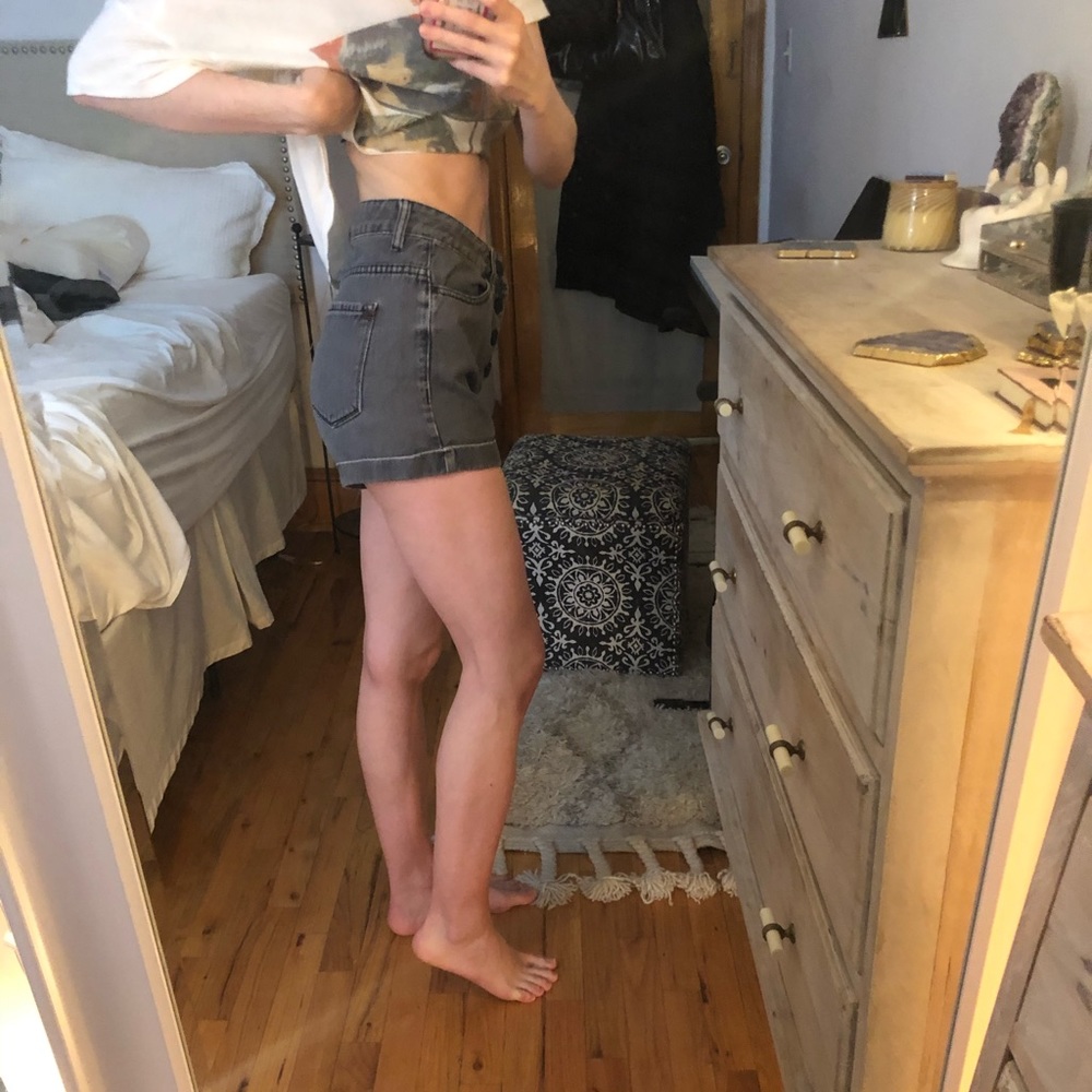 BDG Urban Outfitters High Rise Foxy Grey Shorts 25 - Picture 6 of 12